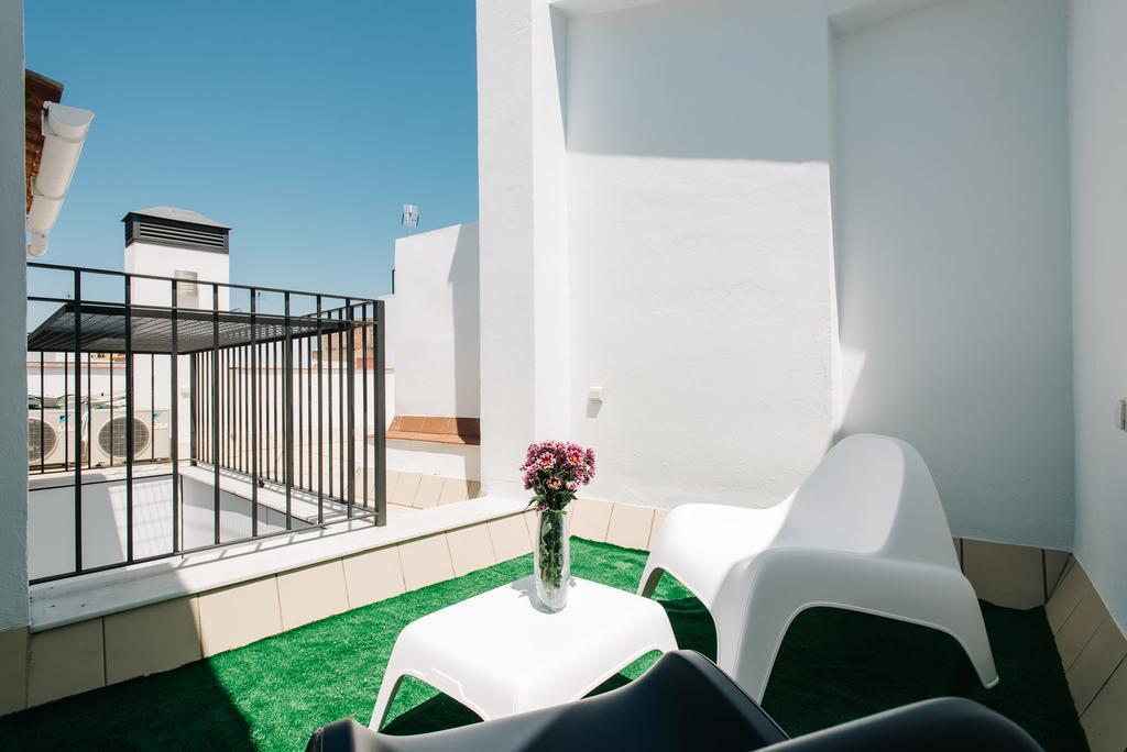 Hostly Acetres 2A-Penthouse In City Center-Fibre-Parking Opt 塞维利亚 外观 照片